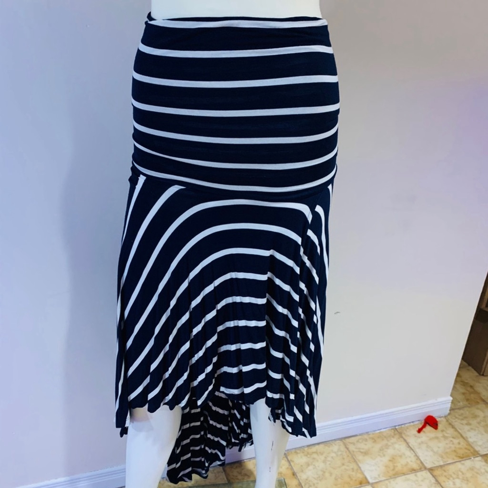 Catwalk Navy with White stripes skirt size S